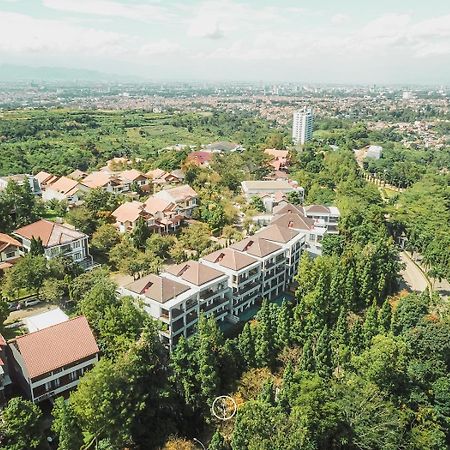 Narwastu Hill View Villa 6 Bedrooms With A Private Swimming Pool Bandung Exterior foto