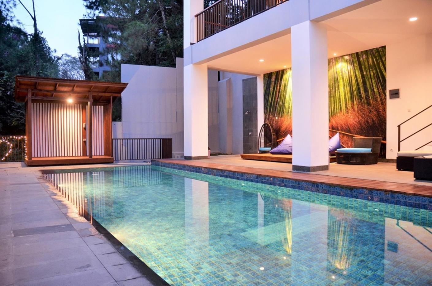 Narwastu Hill View Villa 6 Bedrooms With A Private Swimming Pool Bandung Exterior foto