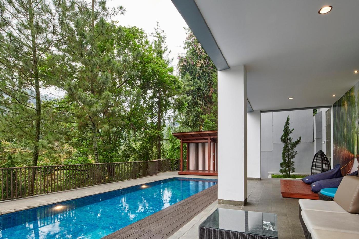 Narwastu Hill View Villa 6 Bedrooms With A Private Swimming Pool Bandung Exterior foto